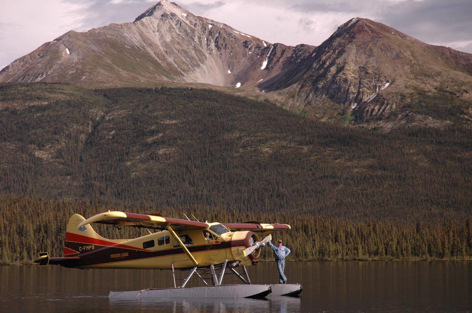 Inconnu Lodge Mcevoy Lake Eksteriør billede
